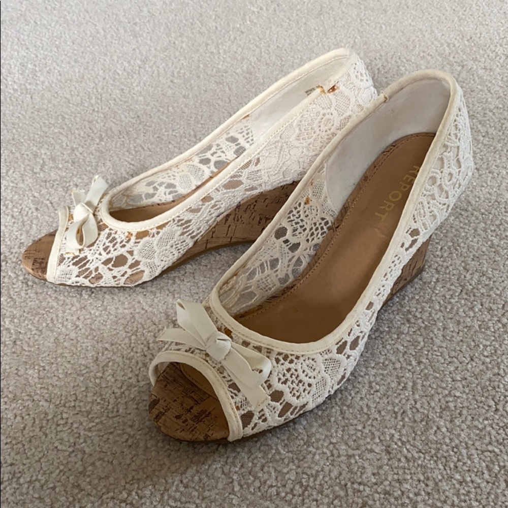 Report Womens Wedge